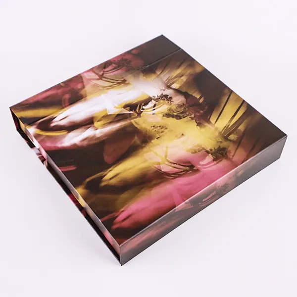 Kotak Hadiah Pakaian